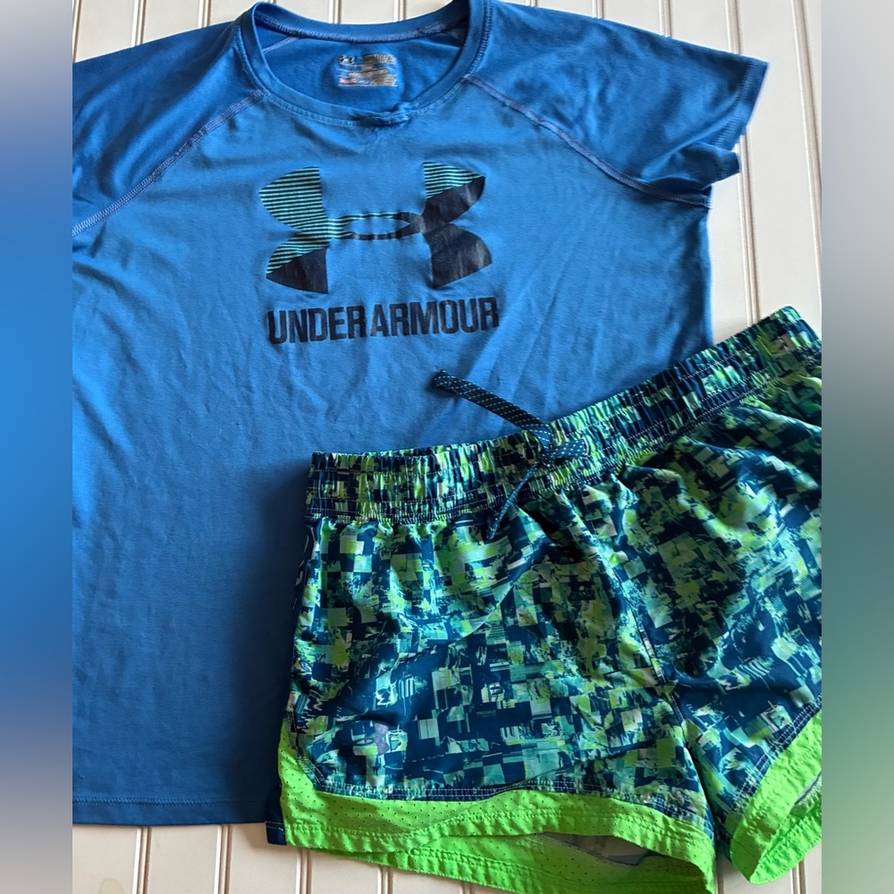 UNDER ARMOUR girls size XL shirt/ short set